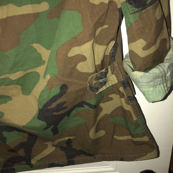 Vintage Camo Jacket Authentic Military Issued Field Jacket Unisex Camo Jacket - Picture 9 of 13